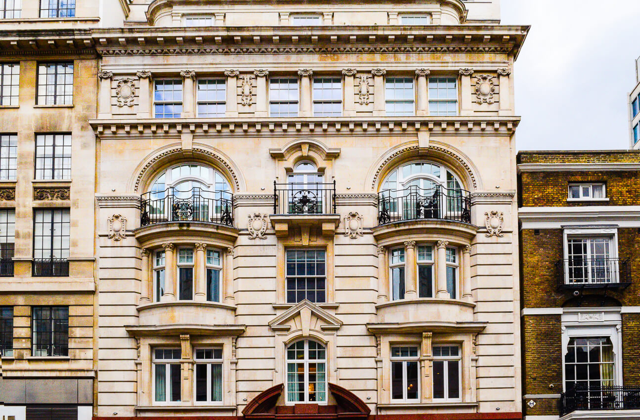 Historic London building using traditional timber sash windows